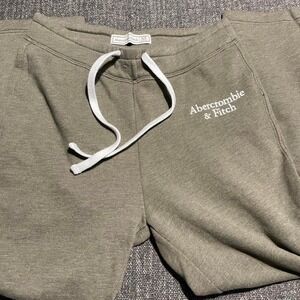Abercrombie and Fitch‎ Sweatpants in olive green ✨